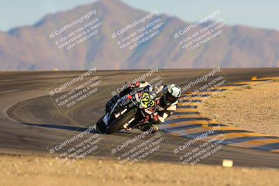 media/Dec-16-2023-CVMA (Sat) [[bb38a358a2]]/Race 13 Amateur Supersport Middleweight/